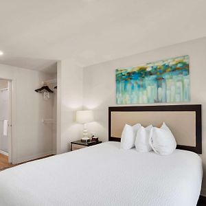 Two Bedroom Suite Balcony 2 Queen Beds
